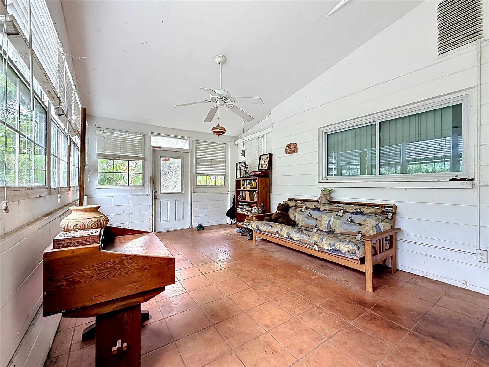 6330 Emerson Avenue S Saint Petersburg FL 33707 L4962583 image31