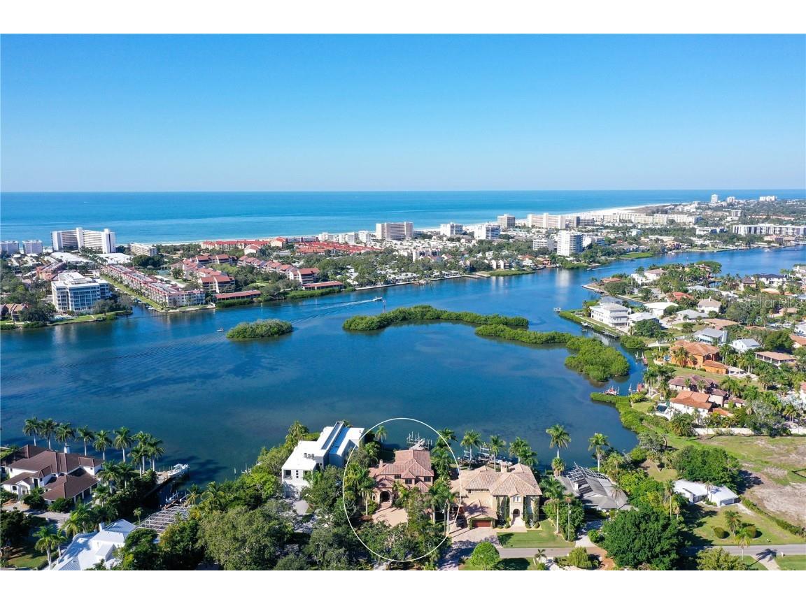 6330 Hollywood Boulevard Sarasota FL 34231 A4589540 image1