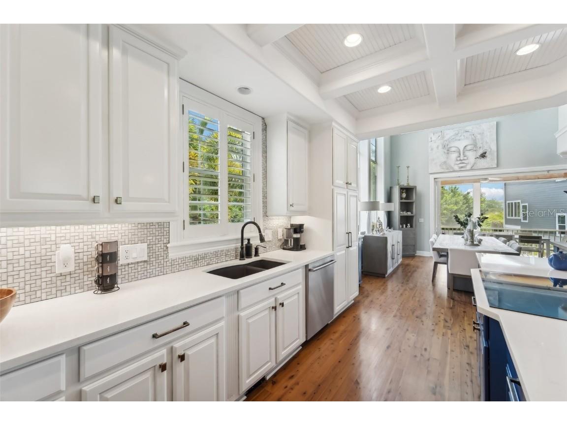 6330 Laguna Drive Longboat Key FL 34228 A4672554 image17