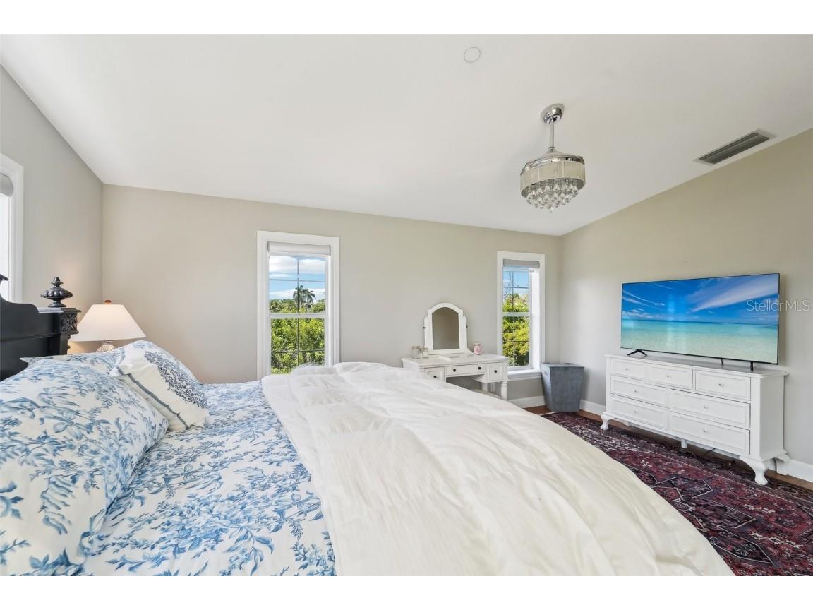 6330 Laguna Drive Longboat Key FL 34228 A4672554 image34