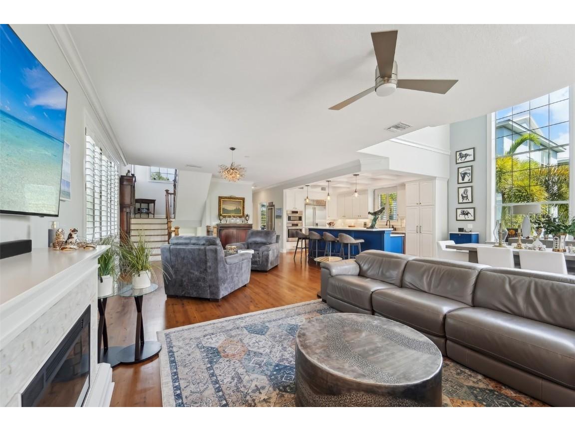 6330 Laguna Drive Longboat Key FL 34228 A4672554 image7