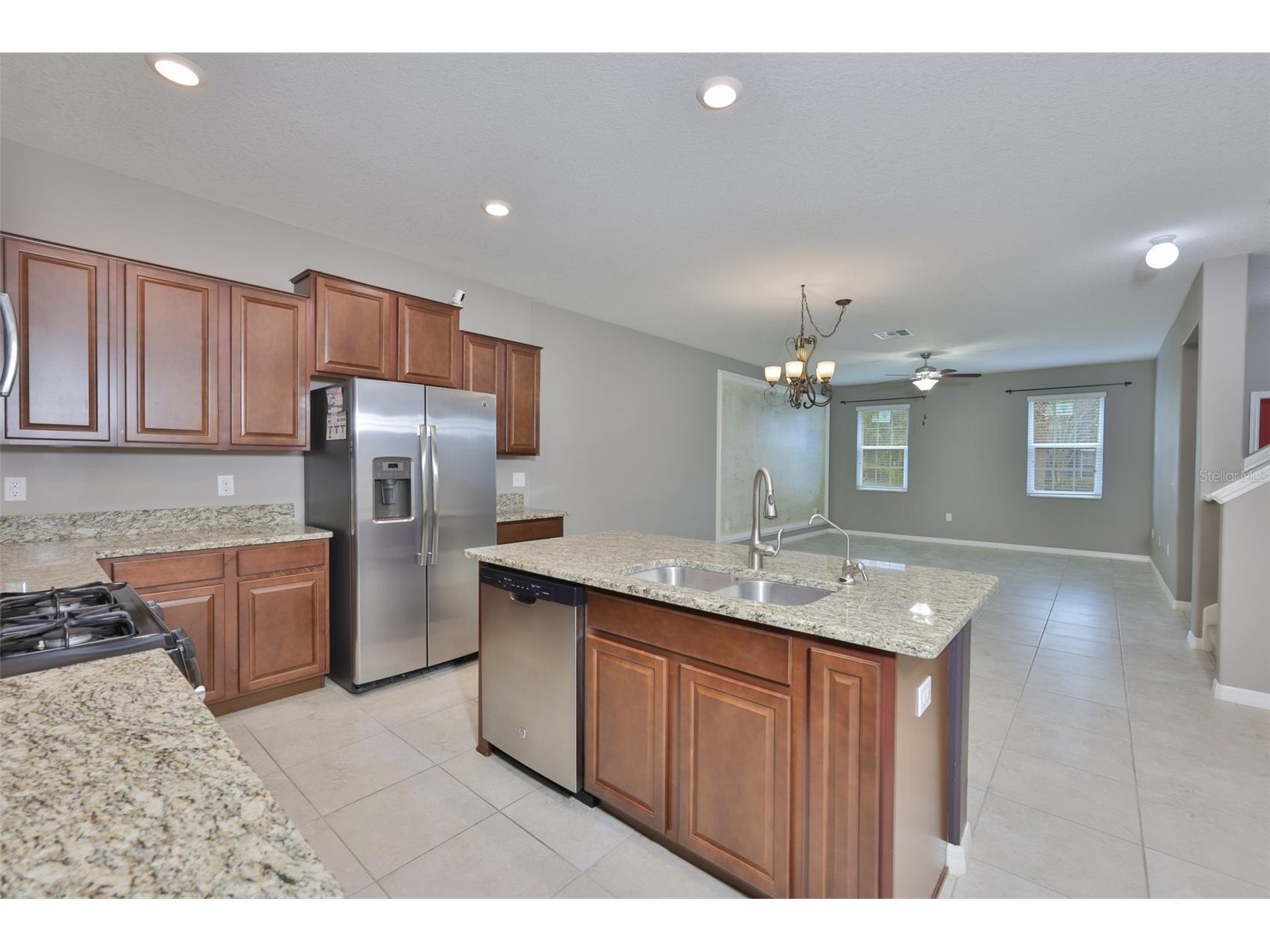6330 Lantern View Place Apollo Beach FL 33572 TB8485323 image11