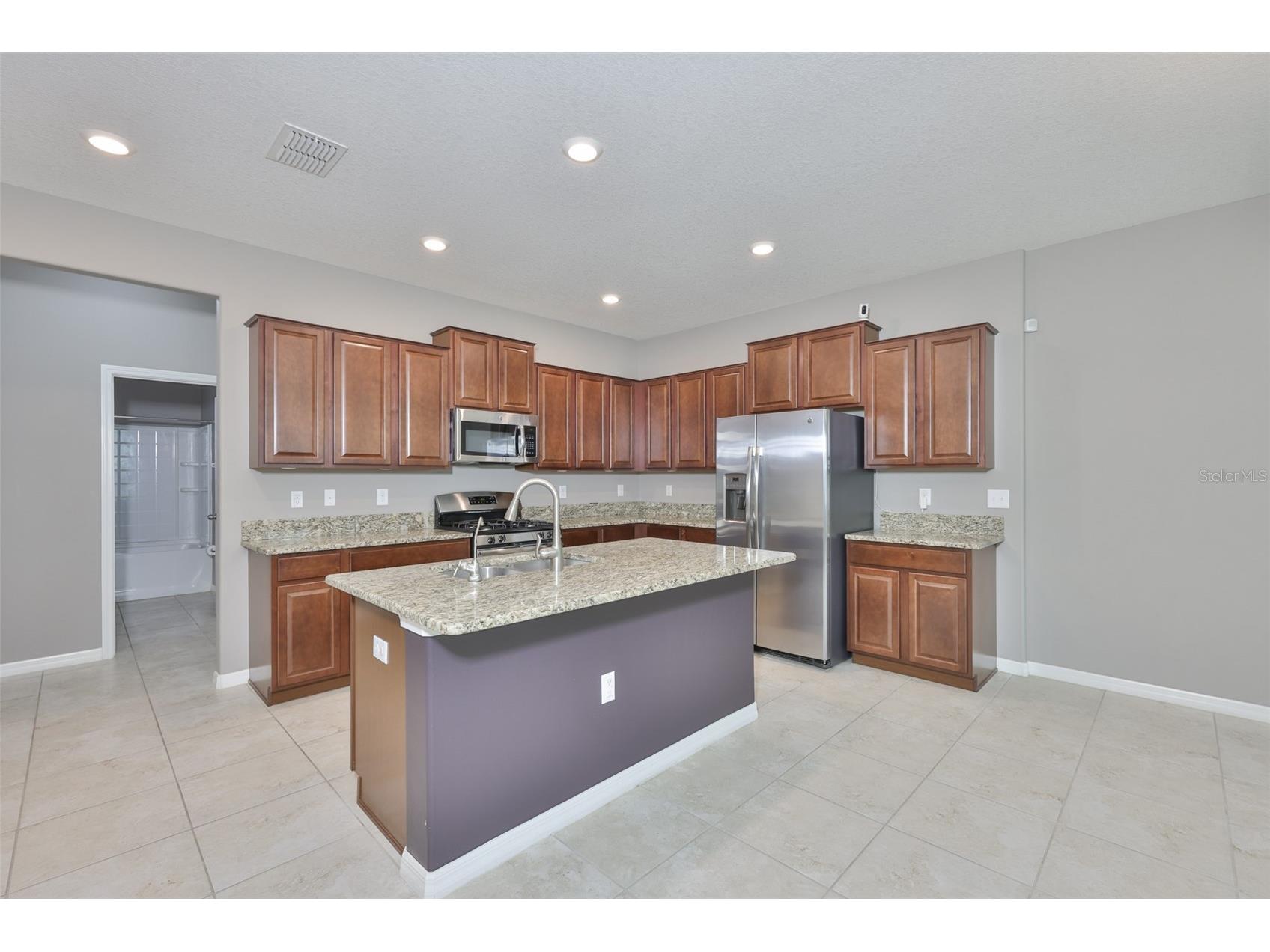 6330 Lantern View Place Apollo Beach FL 33572 TB8485323 image8