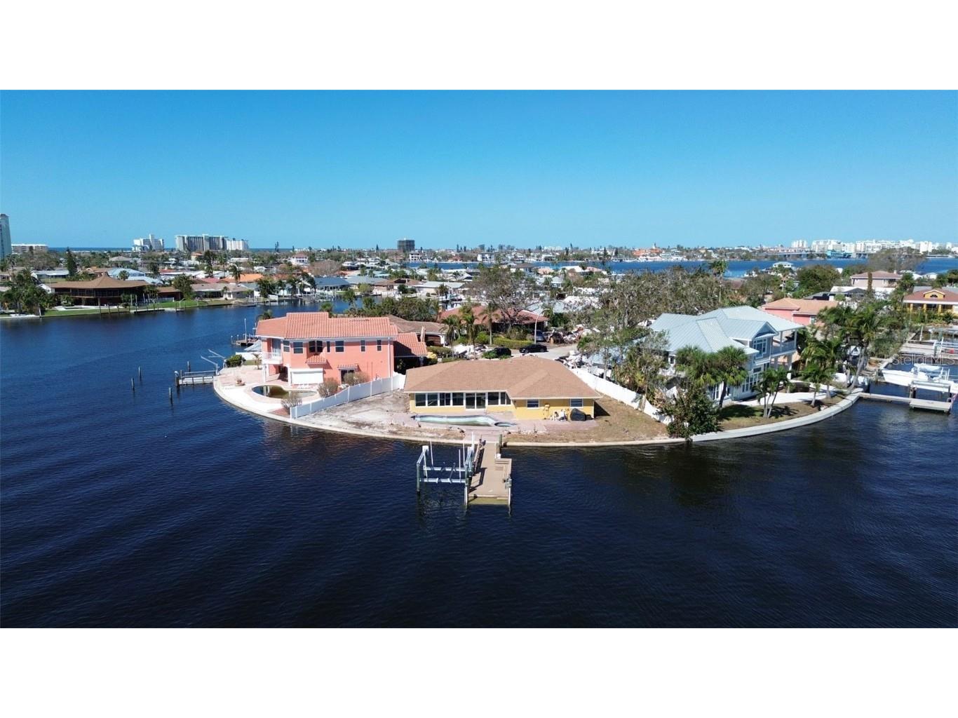 6331 4th Palm Point Saint Pete Beach FL 33706 - BOCA CIEGA BAY TB8311120 image1