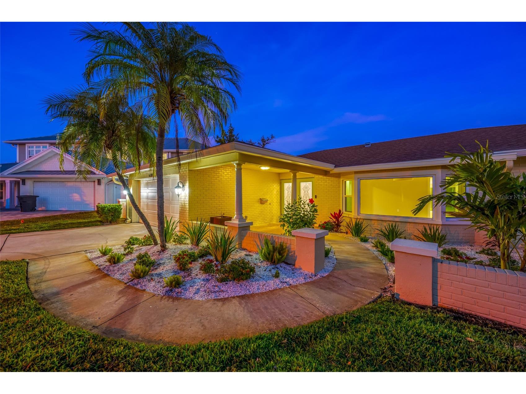 6331 4th Palm Point Saint Pete Beach FL 33706 - BOCA CIEGA BAY TB8462059 image1