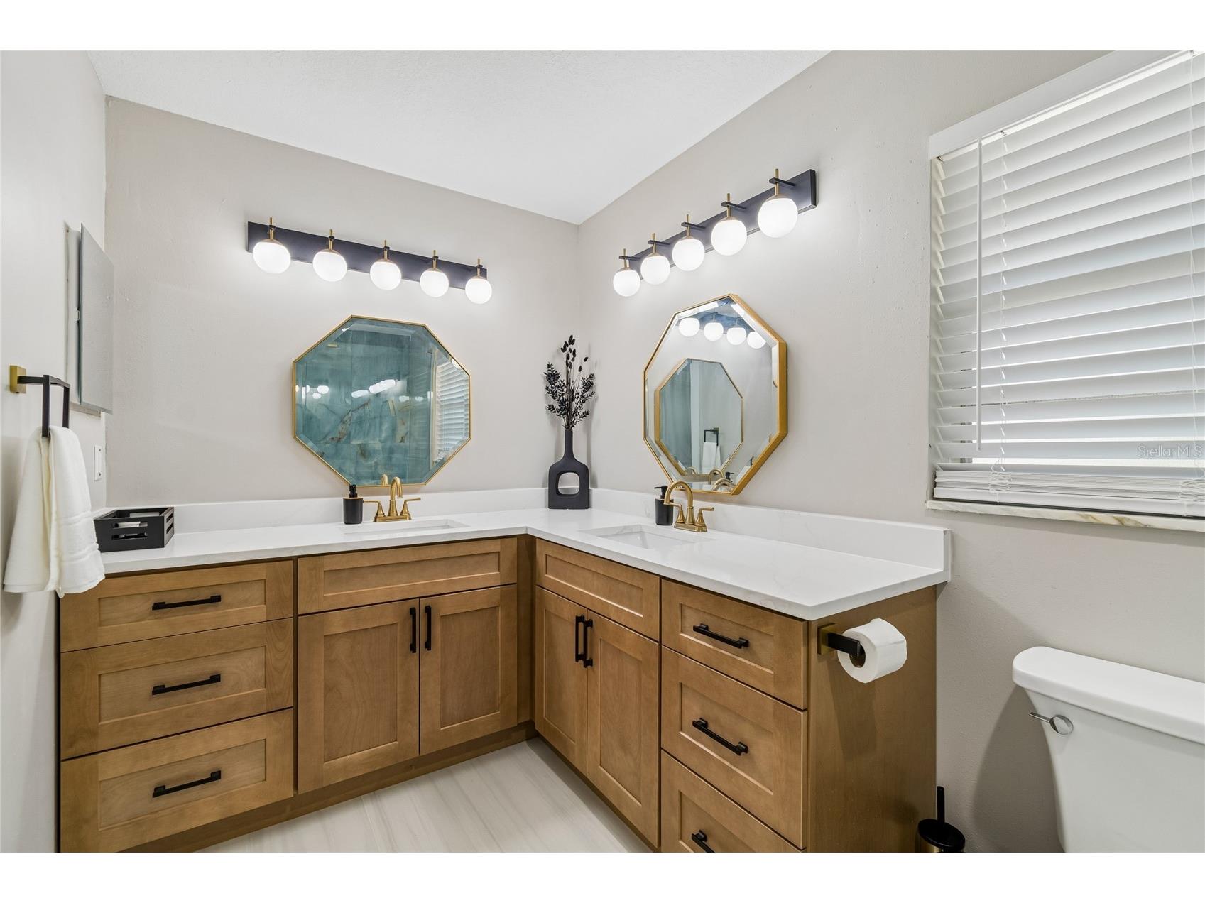 6331 Cocoa Lane Apollo Beach FL 33572 TB8522652 image30