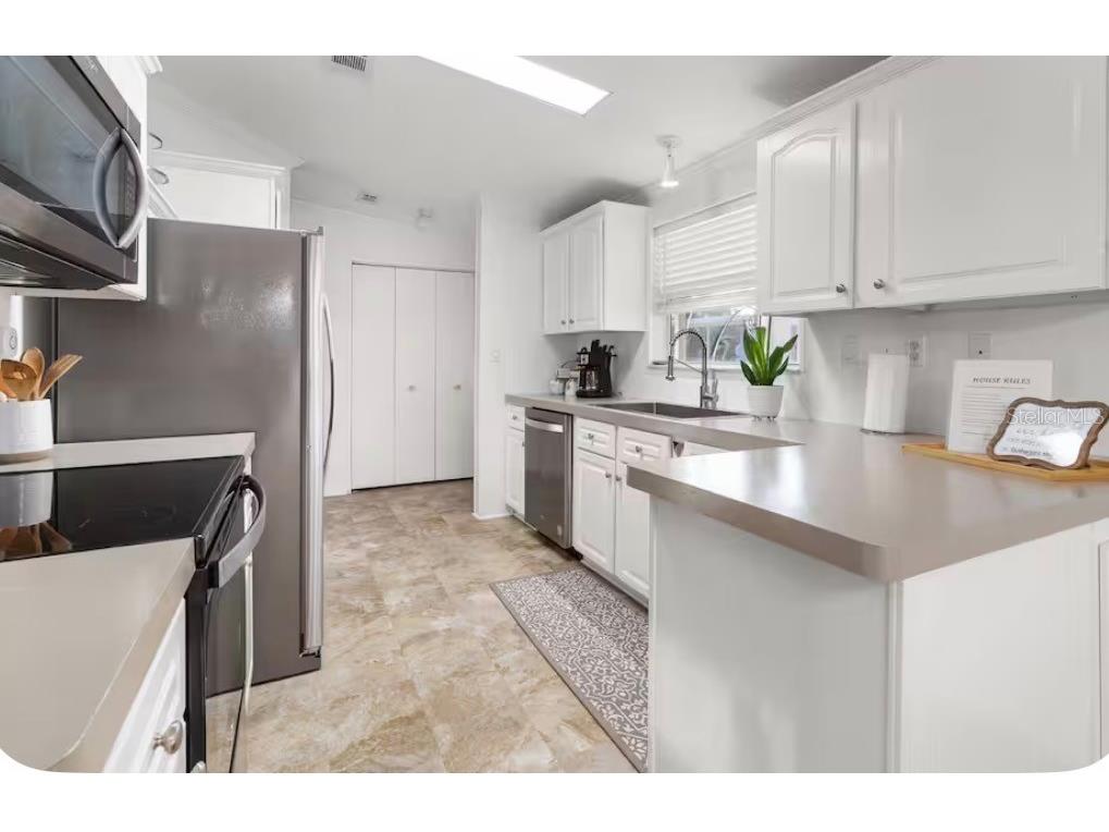 6331 Theodan Street Weeki Wachee FL 34607 TB8523040 image12