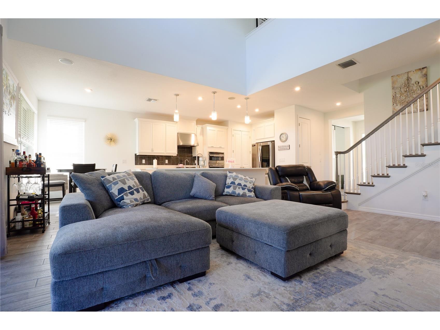 6332 Laurelcrest Glen Palmetto FL 34221 TB8472181 image12