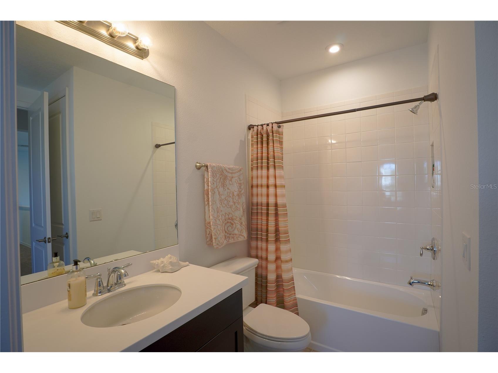 6332 Laurelcrest Glen Palmetto FL 34221 TB8472181 image24