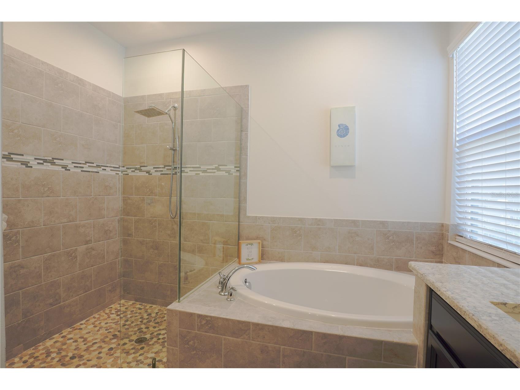 6332 Laurelcrest Glen Palmetto FL 34221 TB8472181 image30