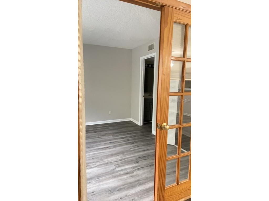 6332 Newtown Circle #32B5 Tampa FL 33615 TB8406498 image13