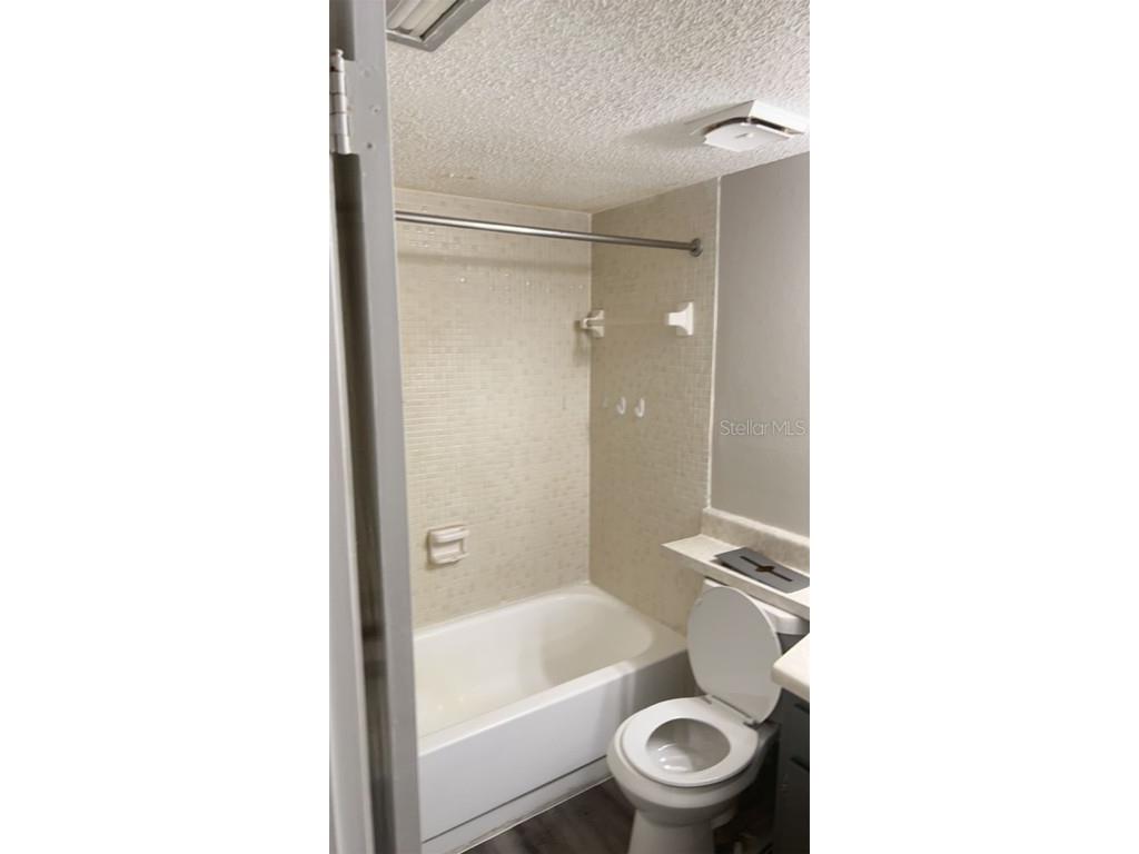 6332 Newtown Circle #32B5 Tampa FL 33615 TB8406498 image26