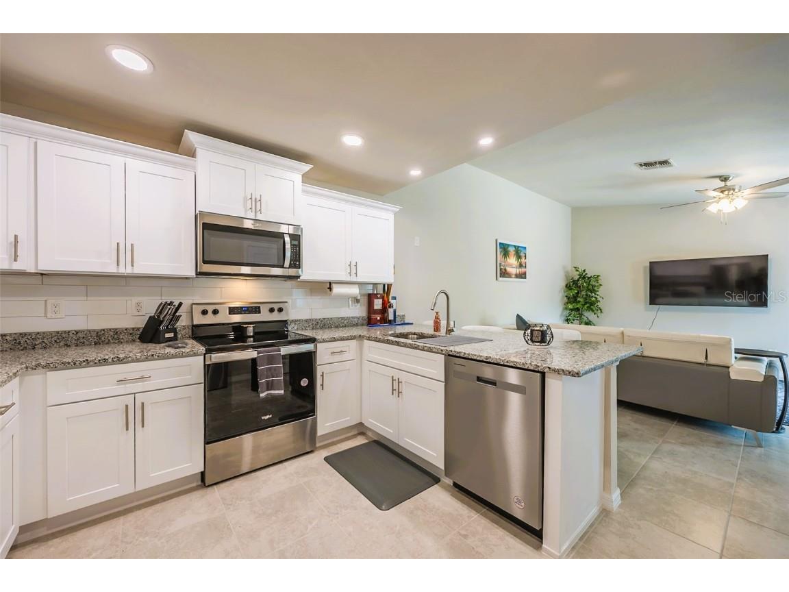 6332 Royal Woods Drive Fort Myers FL 33908 C7514022 image10