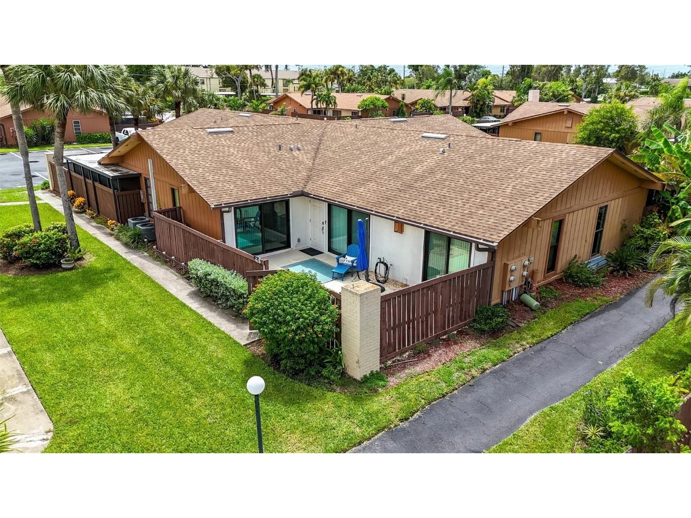 6332 Royal Woods Drive Fort Myers FL 33908 C7514022 image2