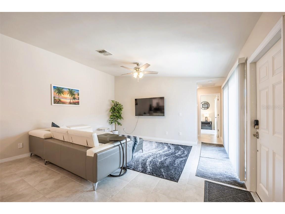 6332 Royal Woods Drive Fort Myers FL 33908 C7514022 image3