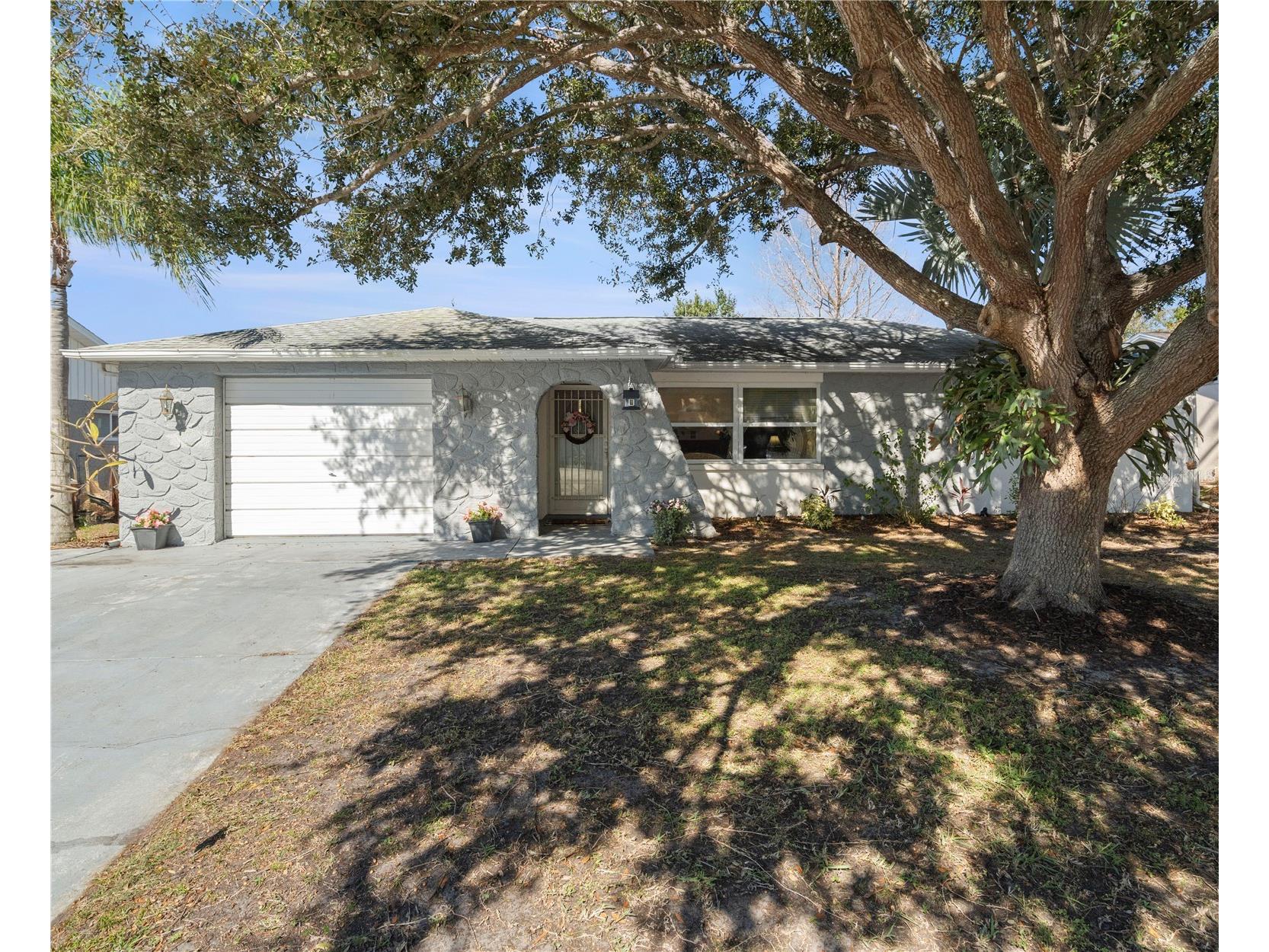 6333 Aberdeen Avenue New Port Richey FL 34653 TB8467231 image1