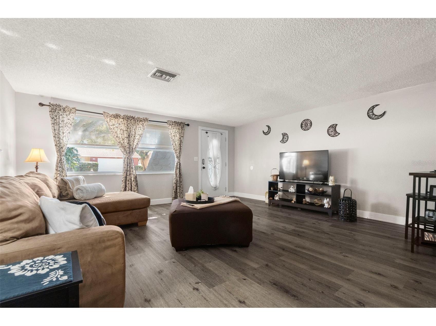 6333 Aberdeen Avenue New Port Richey FL 34653 TB8467231 image6