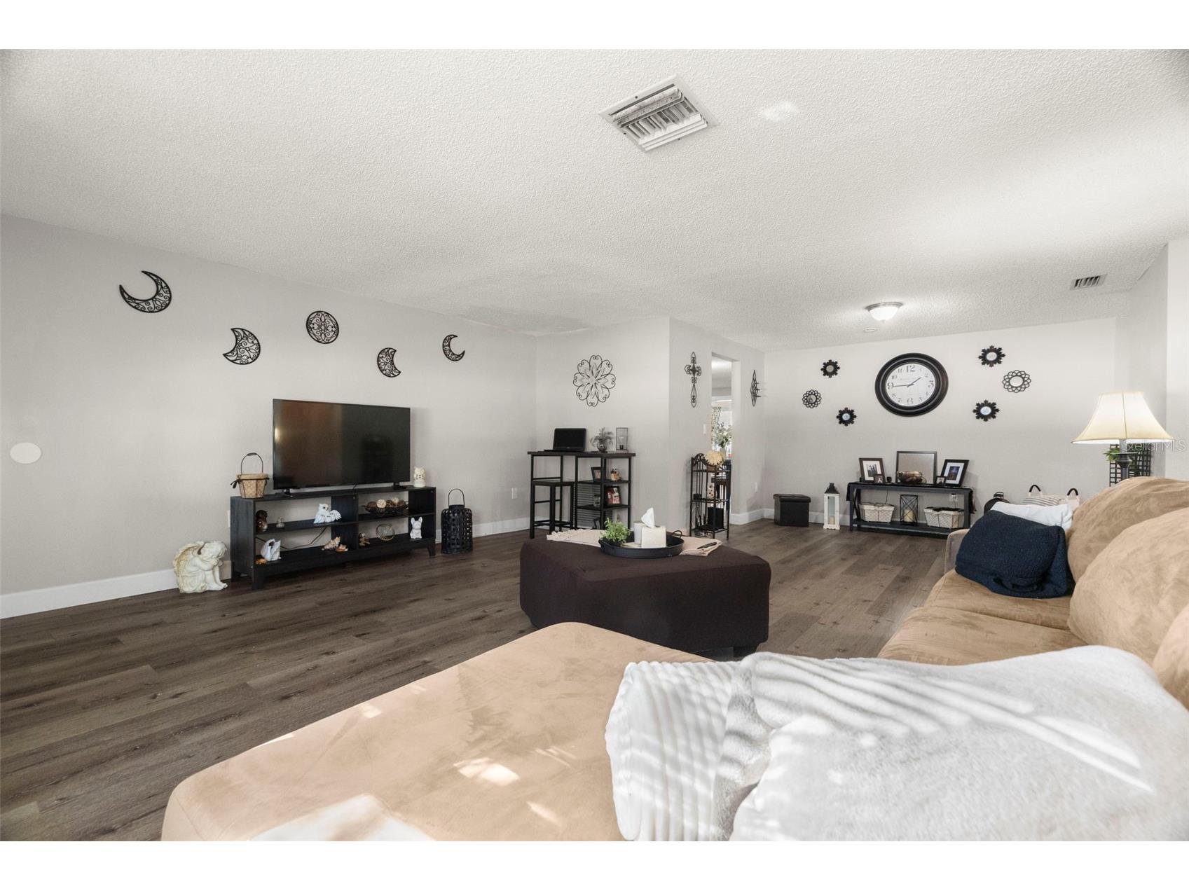 6333 Aberdeen Avenue New Port Richey FL 34653 TB8467231 image8