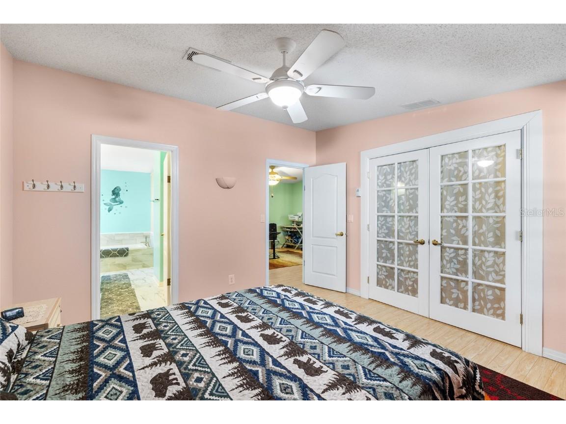 6333 Bear Trail Weeki Wachee FL 34607 TB8440441 image15