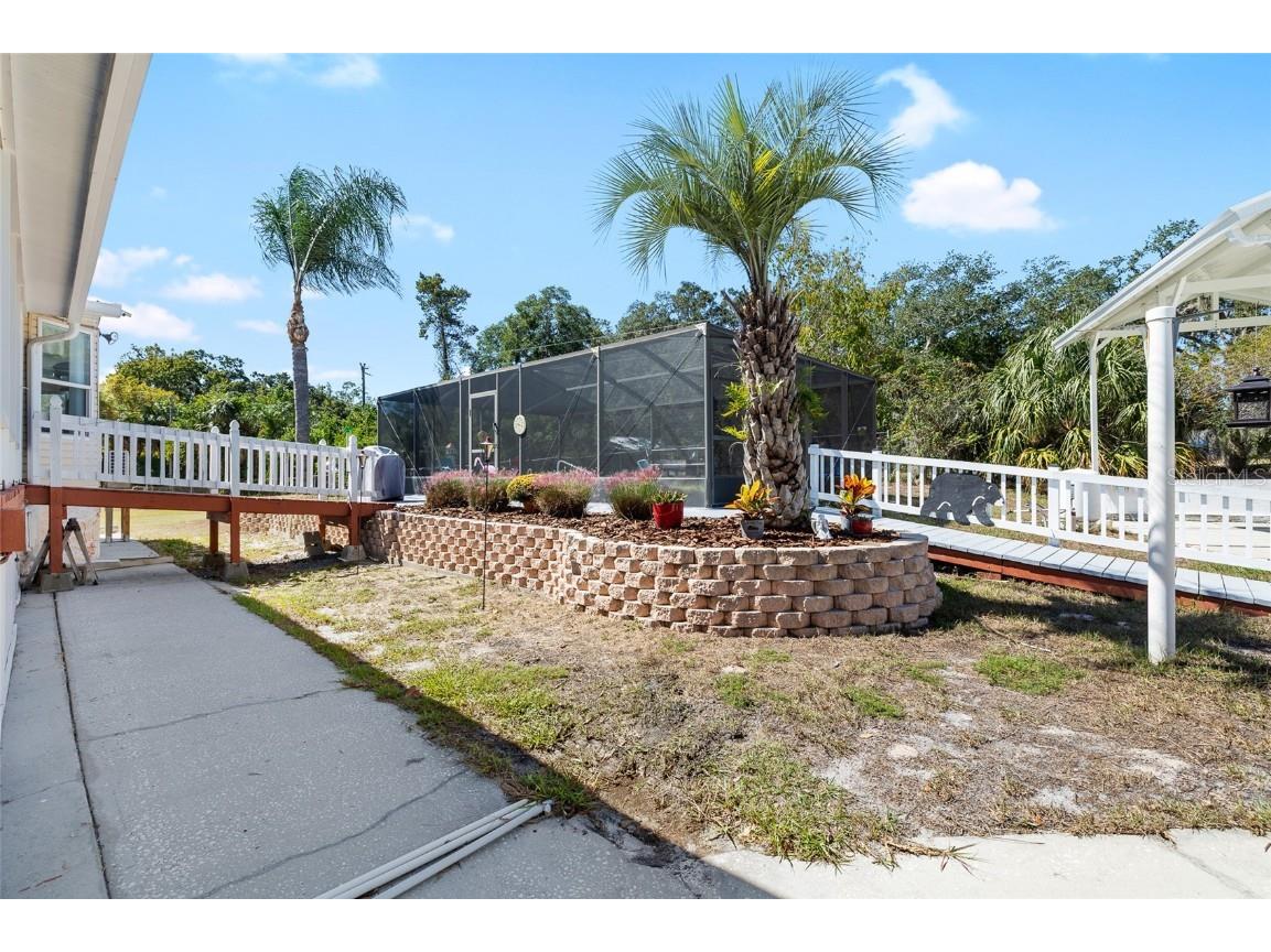 6333 Bear Trail Weeki Wachee FL 34607 TB8440441 image27