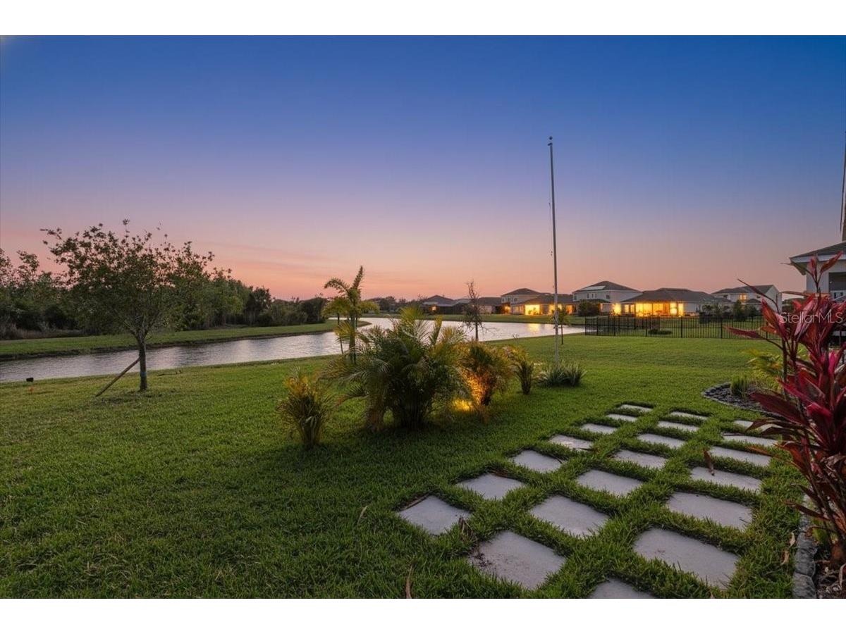 6333 Milestone Loop Palmetto FL 34221 A4684763 image30