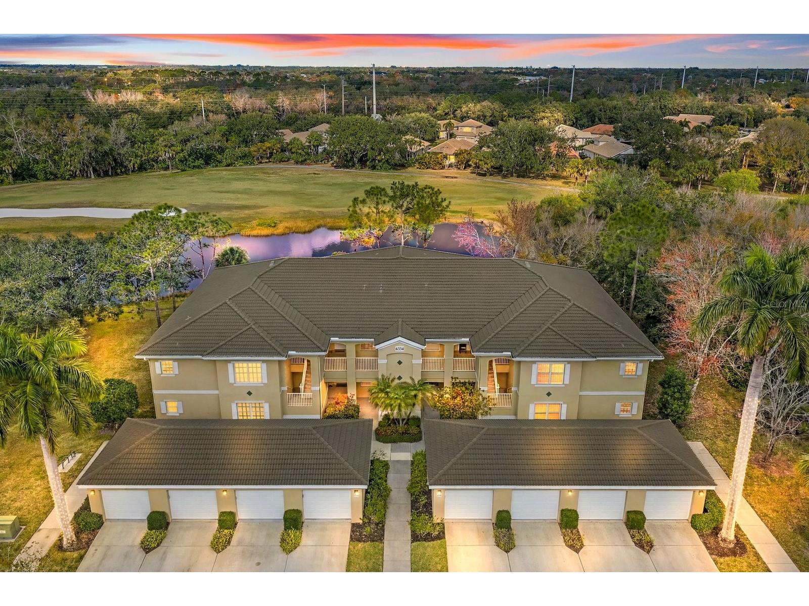 6334 Grand Oak Circle #203 Bradenton FL 34203 A4682427 image1