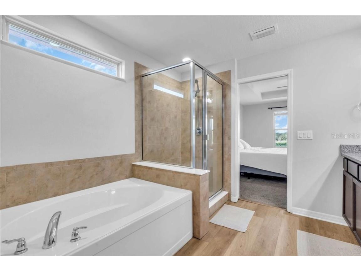 6334 Kenava Loop Palmetto FL 34221 A4665287 image23