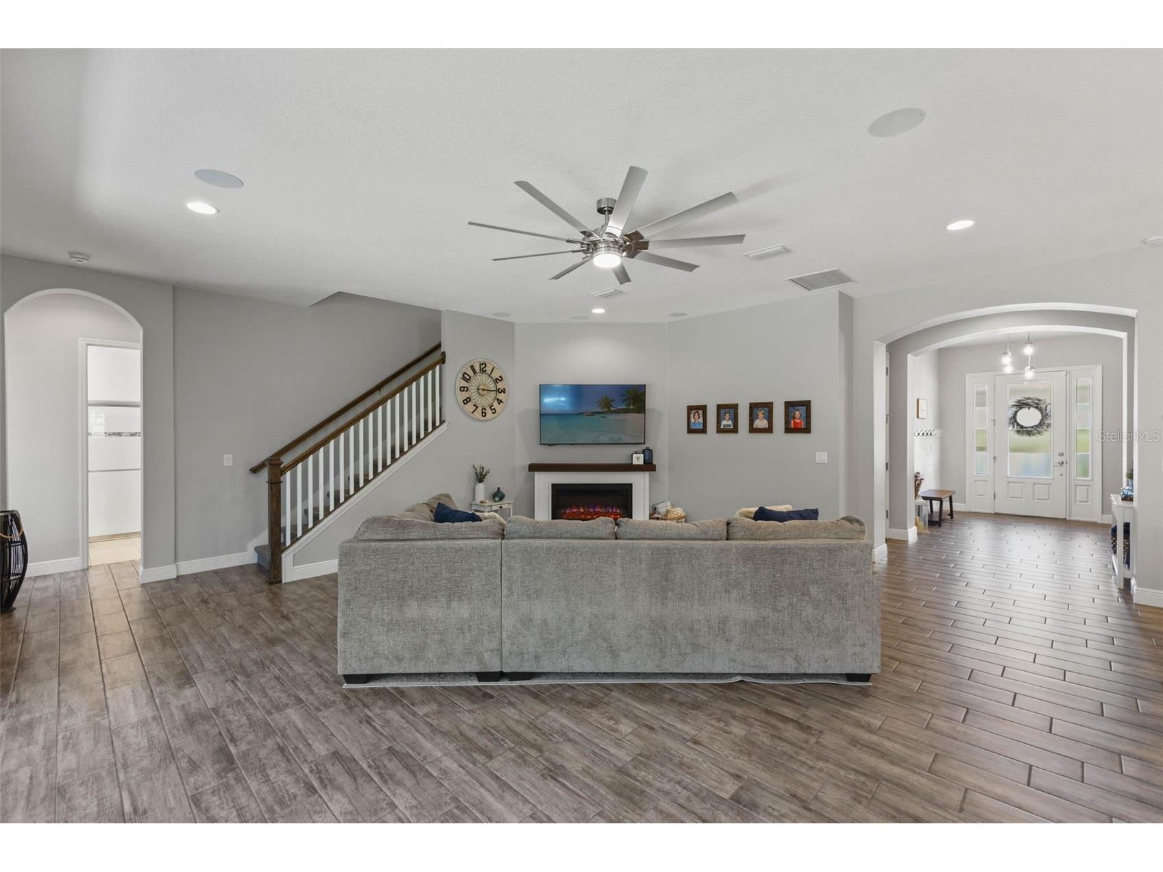 6334 Knob Tree Drive Lithia FL 33547 TB8522931 image22