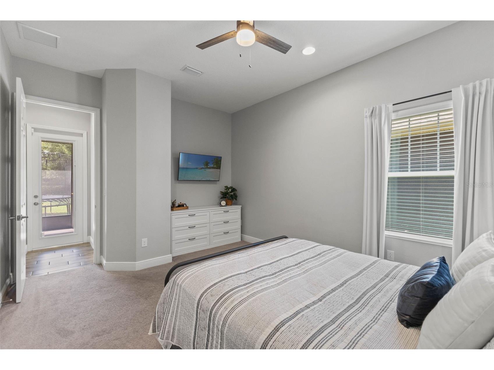 6334 Knob Tree Drive Lithia FL 33547 TB8522931 image33