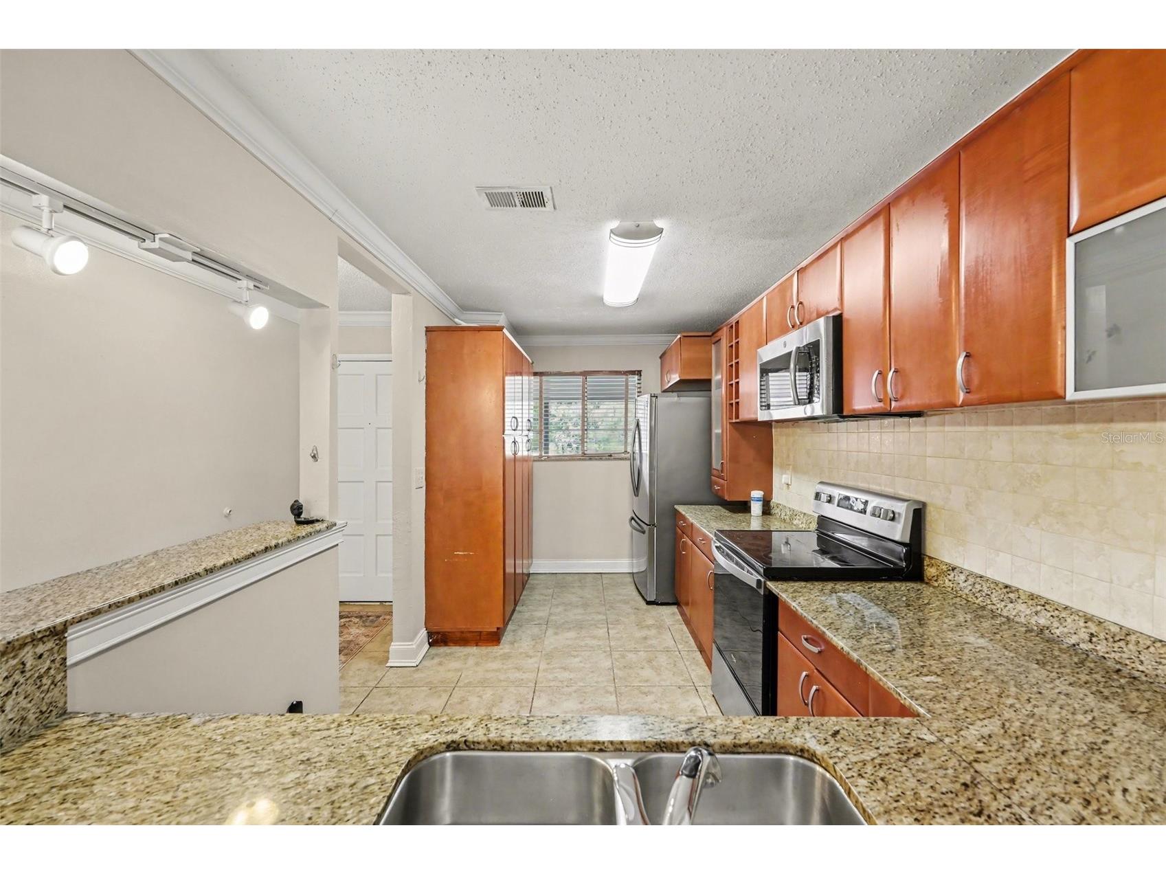 6334 Newtown Circle #34B3 Tampa FL 33615 TB8502040 image5
