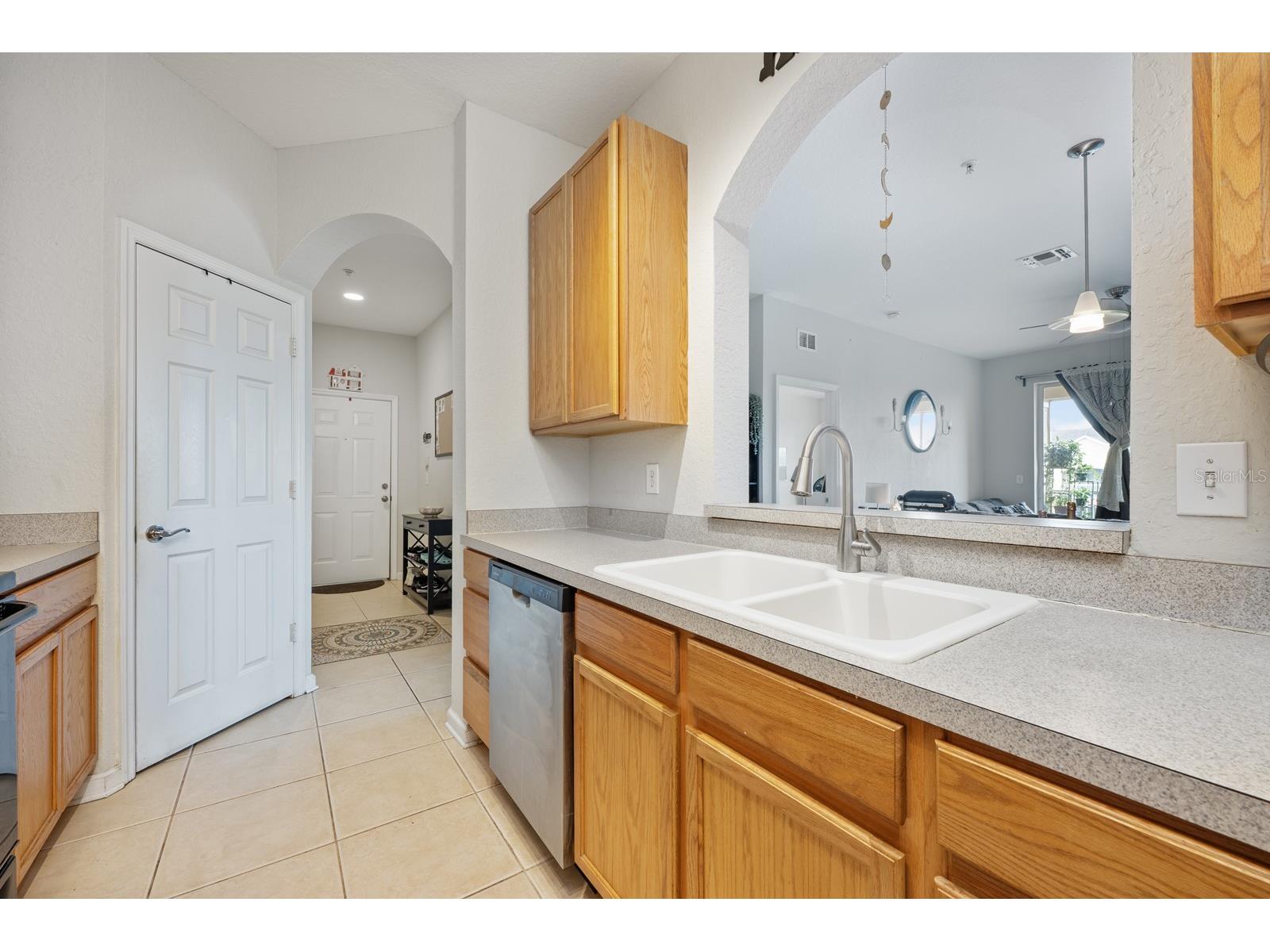 6335 Contessa Drive #301 Orlando FL 32829 O6399107 image4