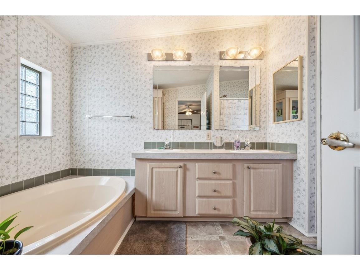 6335 Grove Pointe Drive SE Winter Haven FL 33884 P4935467 image26