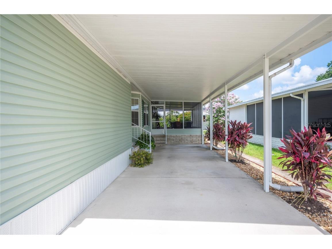 6335 Grove Pointe Drive SE Winter Haven FL 33884 P4935467 image5