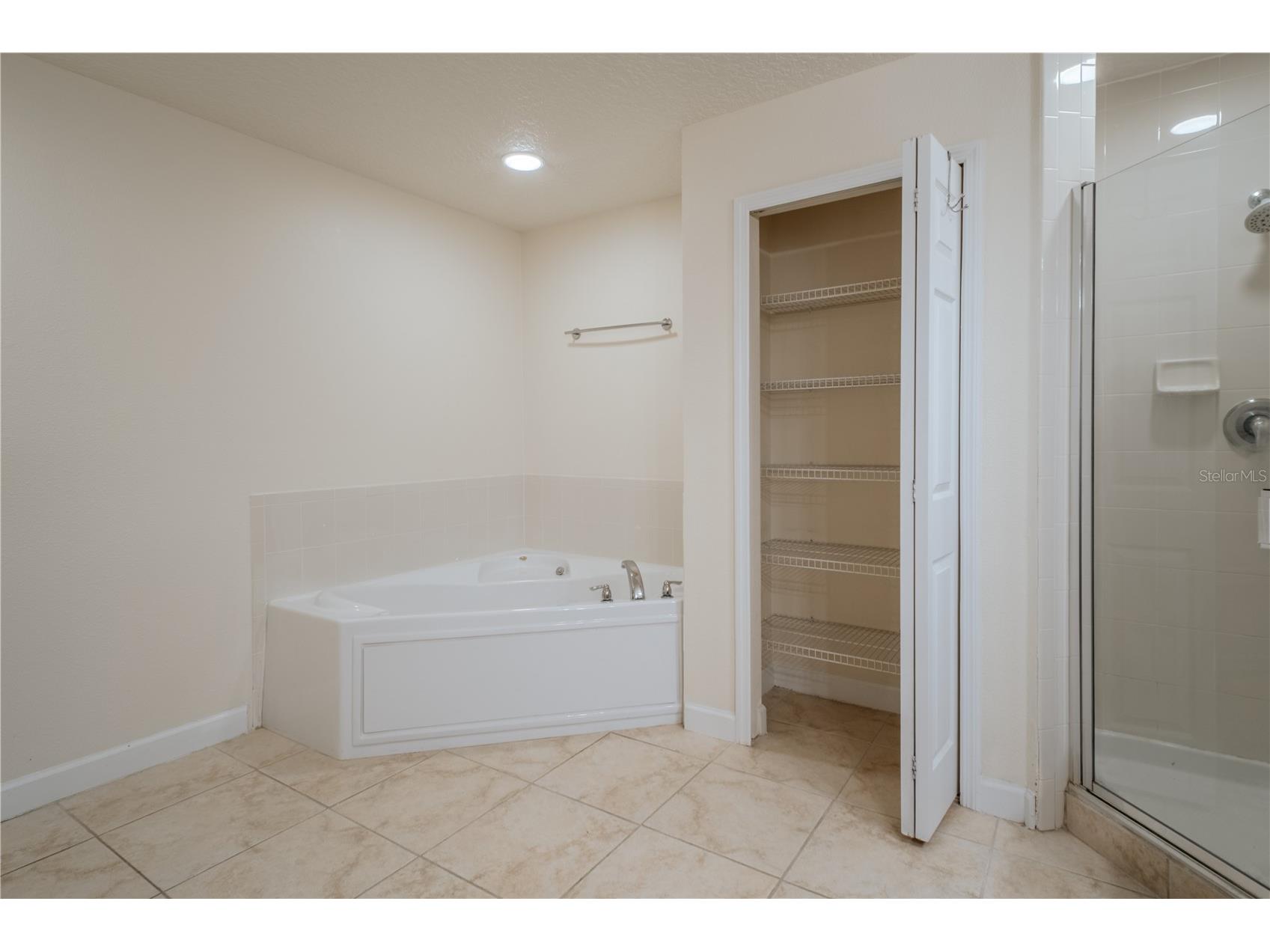 6336 Buford Street #201 Orlando FL 32835 O6379796 image28