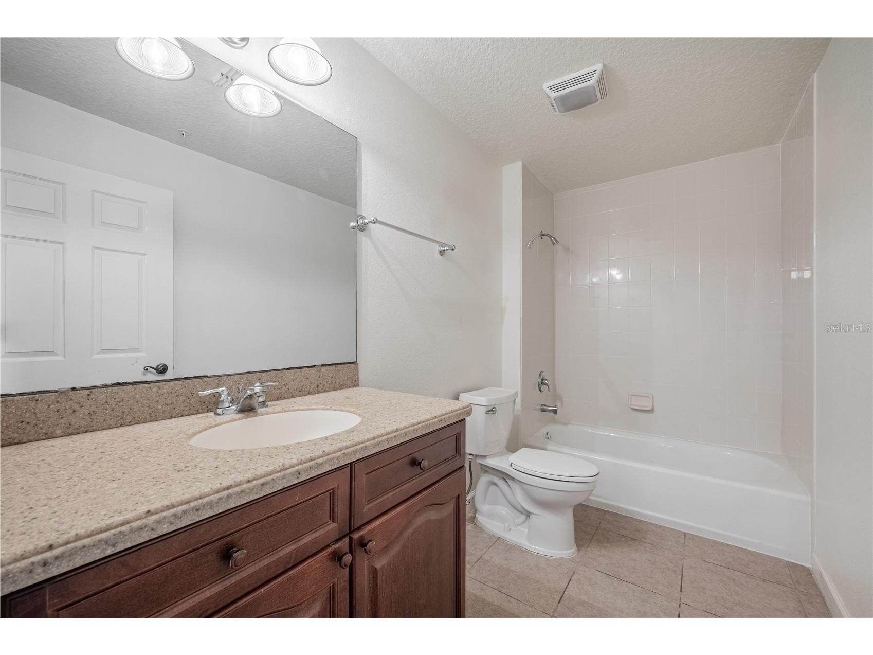 6336 Buford Street #203 Orlando FL 32835 O6400256 image8