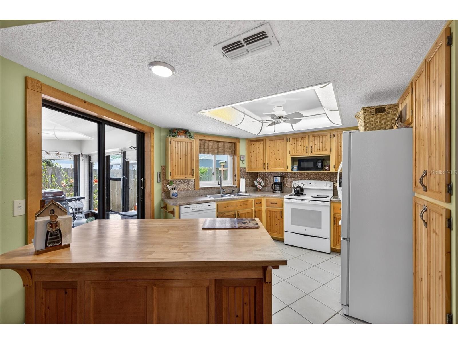 6336 Shane Lane New Port Richey FL 34653 W7885622 image22