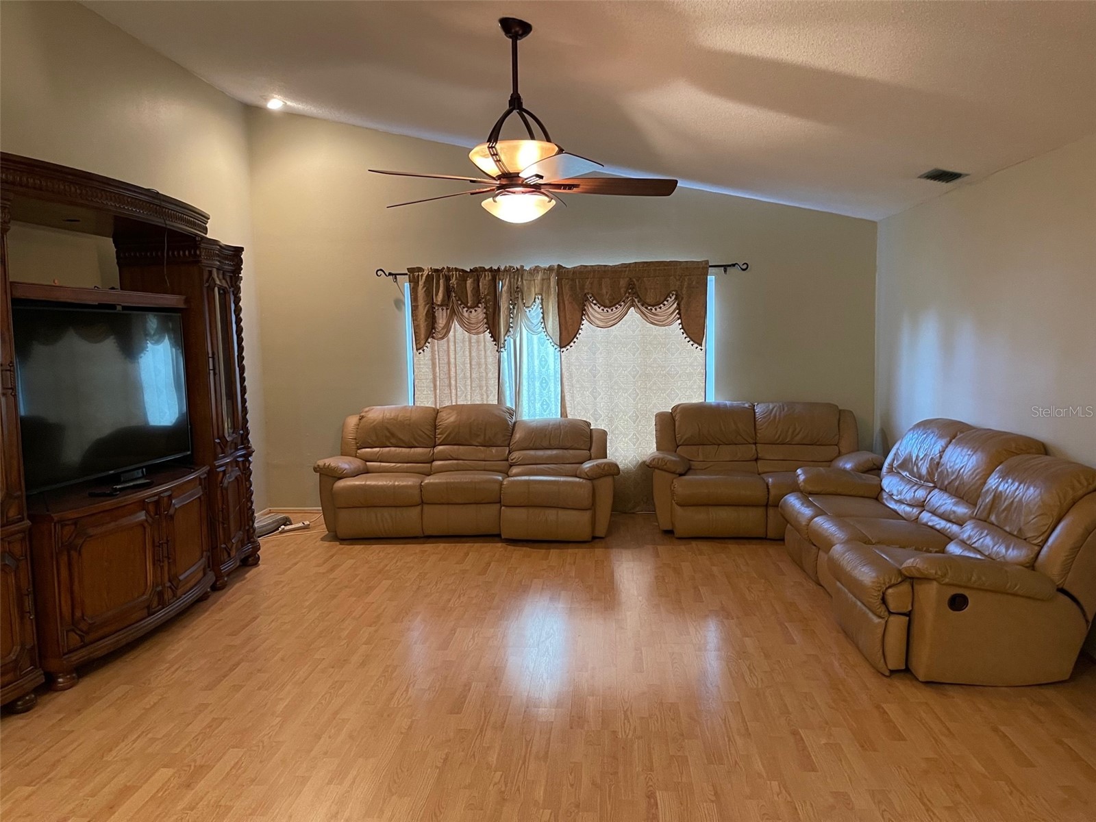 6336 Wooden Street New Port Richey FL 34653 W7882637 image2