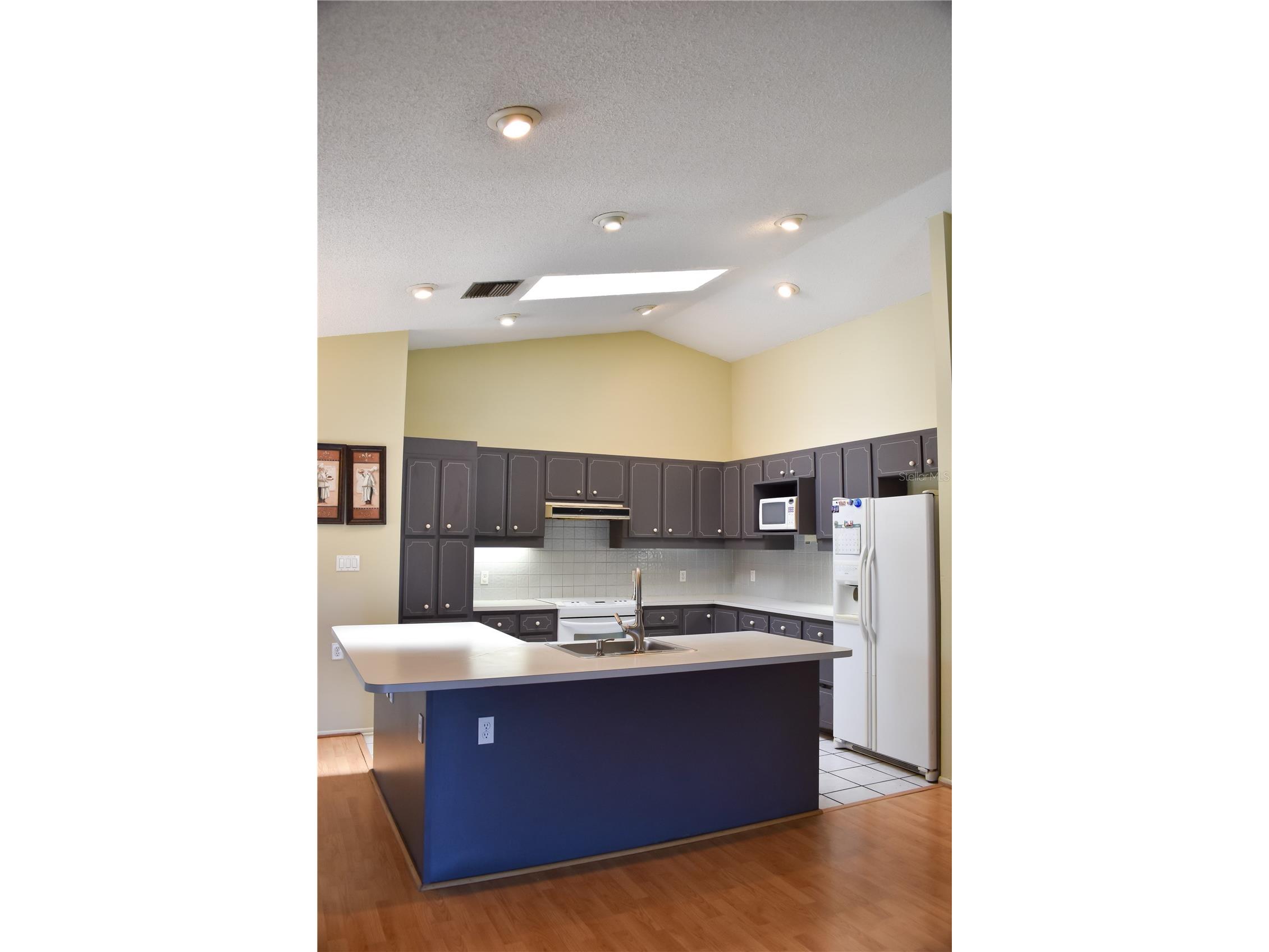 6336 Wooden Street New Port Richey FL 34653 W7882637 image3