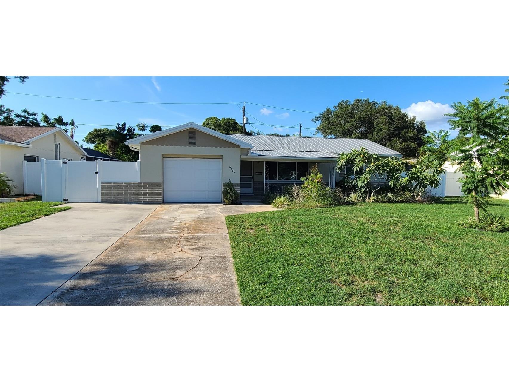 6337 17th Avenue N Saint Petersburg FL 33710 U8207700 image1