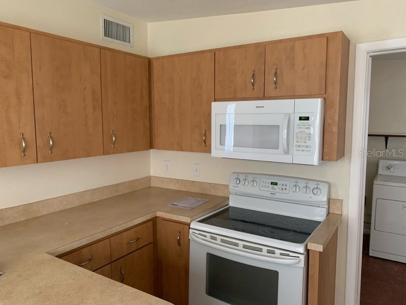 6337 60th Avenue N Saint Petersburg FL 33709 T3484810 image1