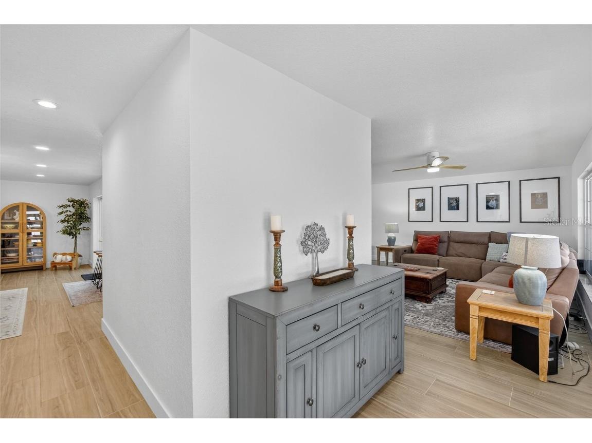 6337 Cocoa Lane Apollo Beach FL 33572 TB8431397 image11