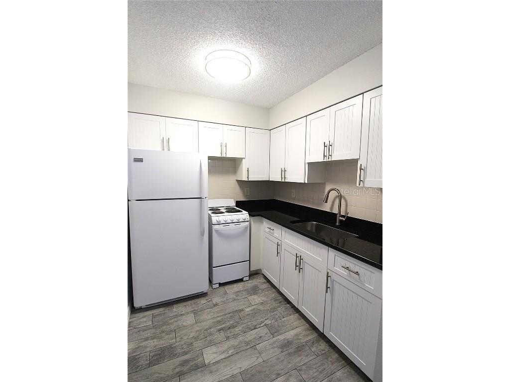 6337 Gateway Avenue #6337 Sarasota FL 34231 A4673718 image2