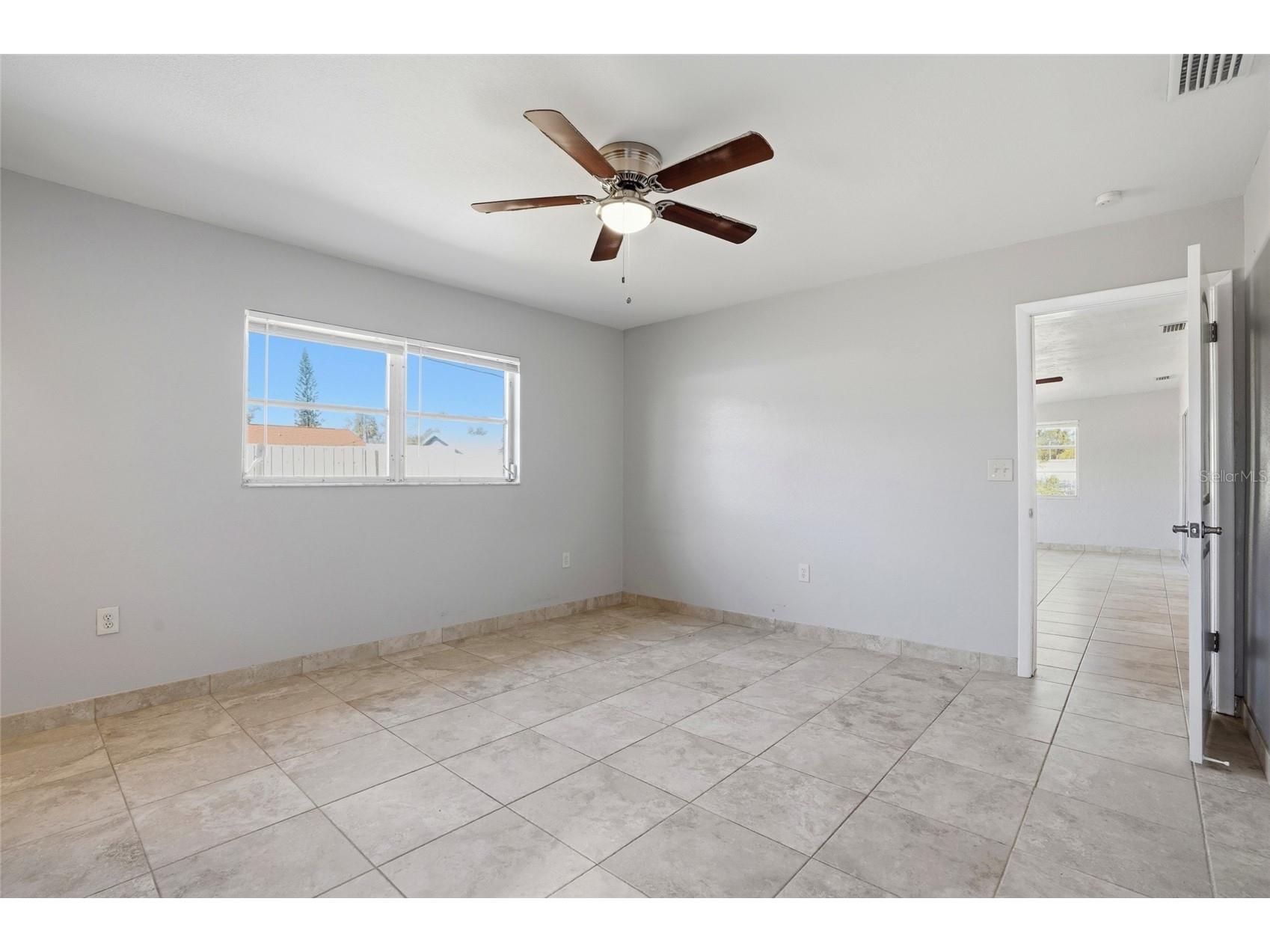 6338 21st Street N Saint Petersburg FL 33702 TB8477573 image22