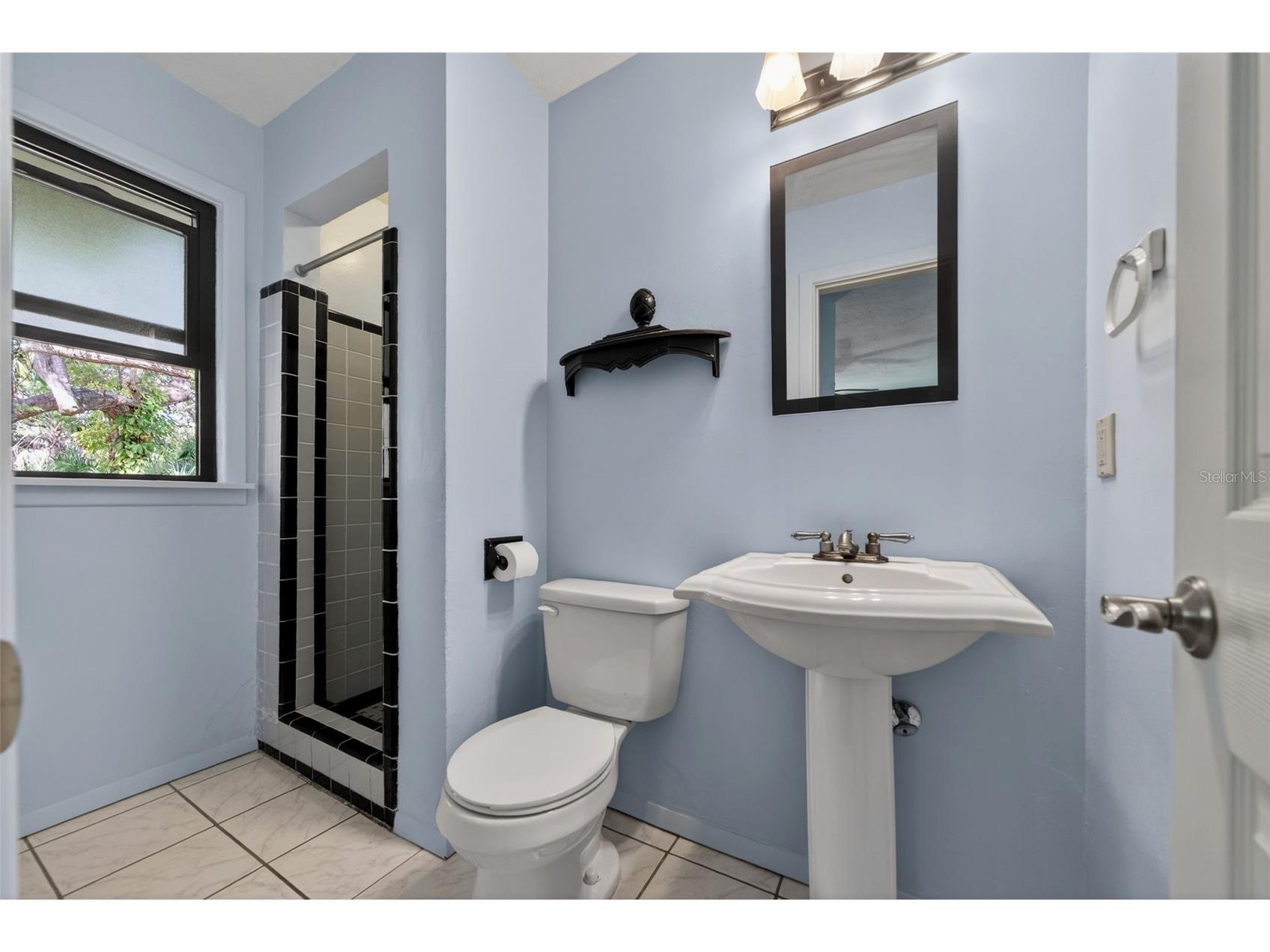 6338 Beechwood Avenue Sarasota FL 34231 A4685783 image27