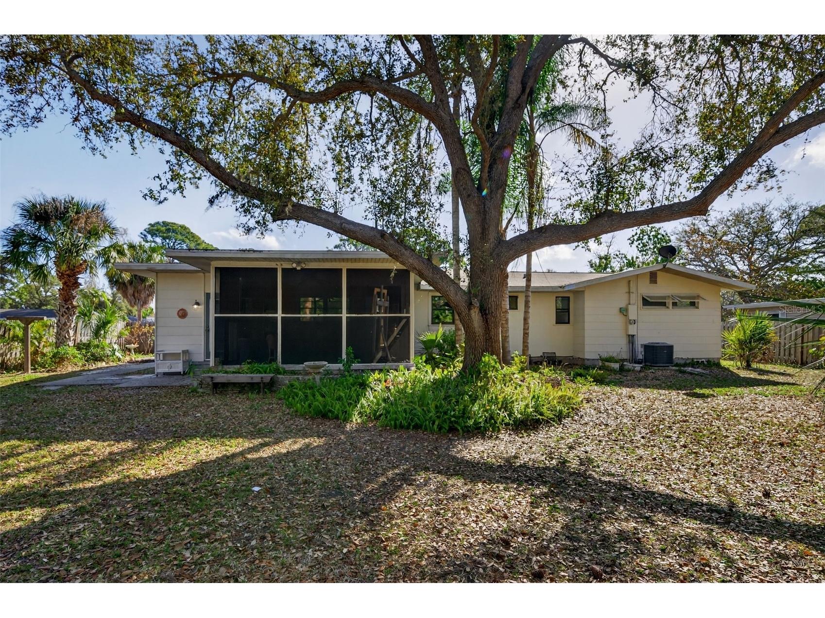 6338 Beechwood Avenue Sarasota FL 34231 A4685783 image39