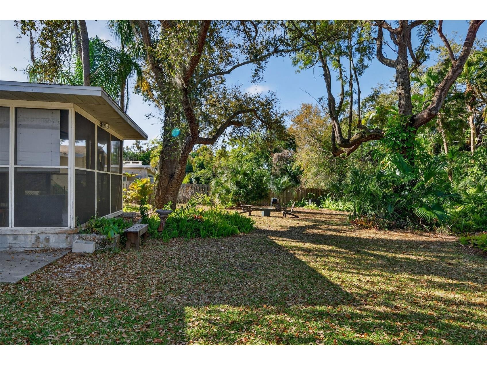 6338 Beechwood Avenue Sarasota FL 34231 A4685783 image40