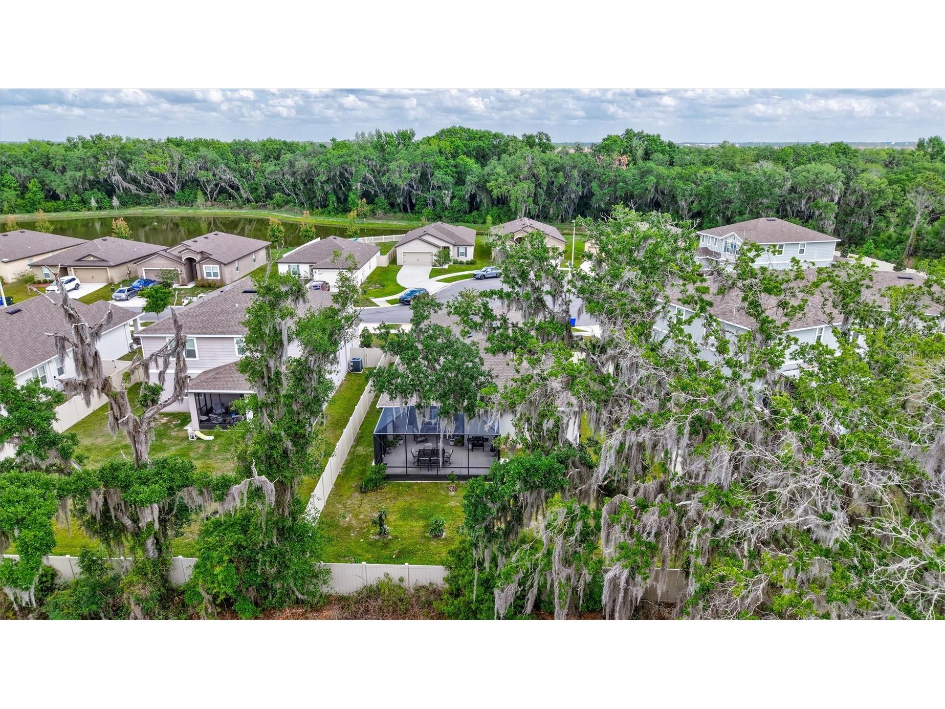6339 Dolostone Drive Lakeland FL 33811 TB8498306 image43