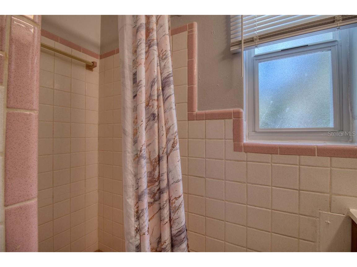 634 15 Avenue S Saint Petersburg FL 33701 TB8436282 image8