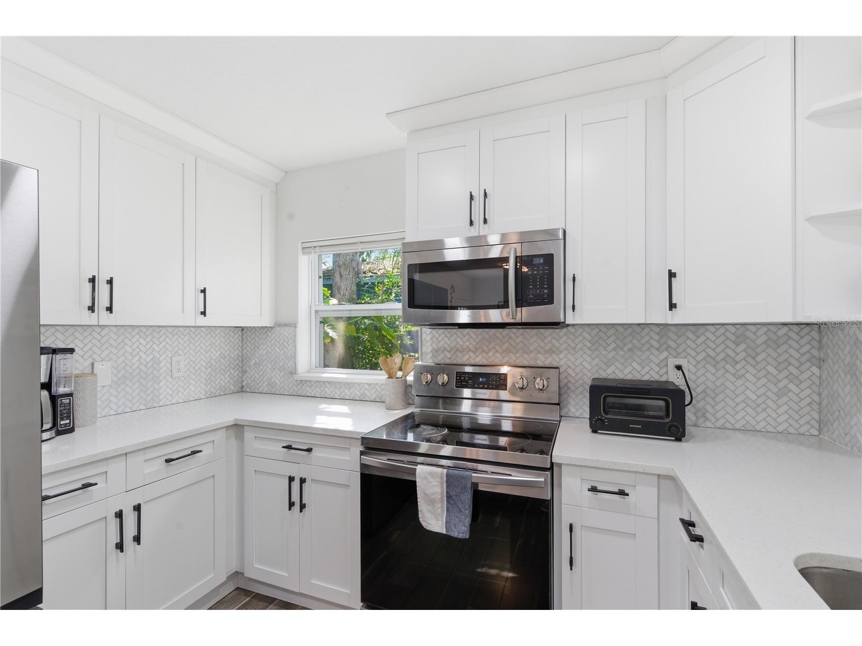 634 61st Avenue S Saint Petersburg FL 33705 TB8486264 image11