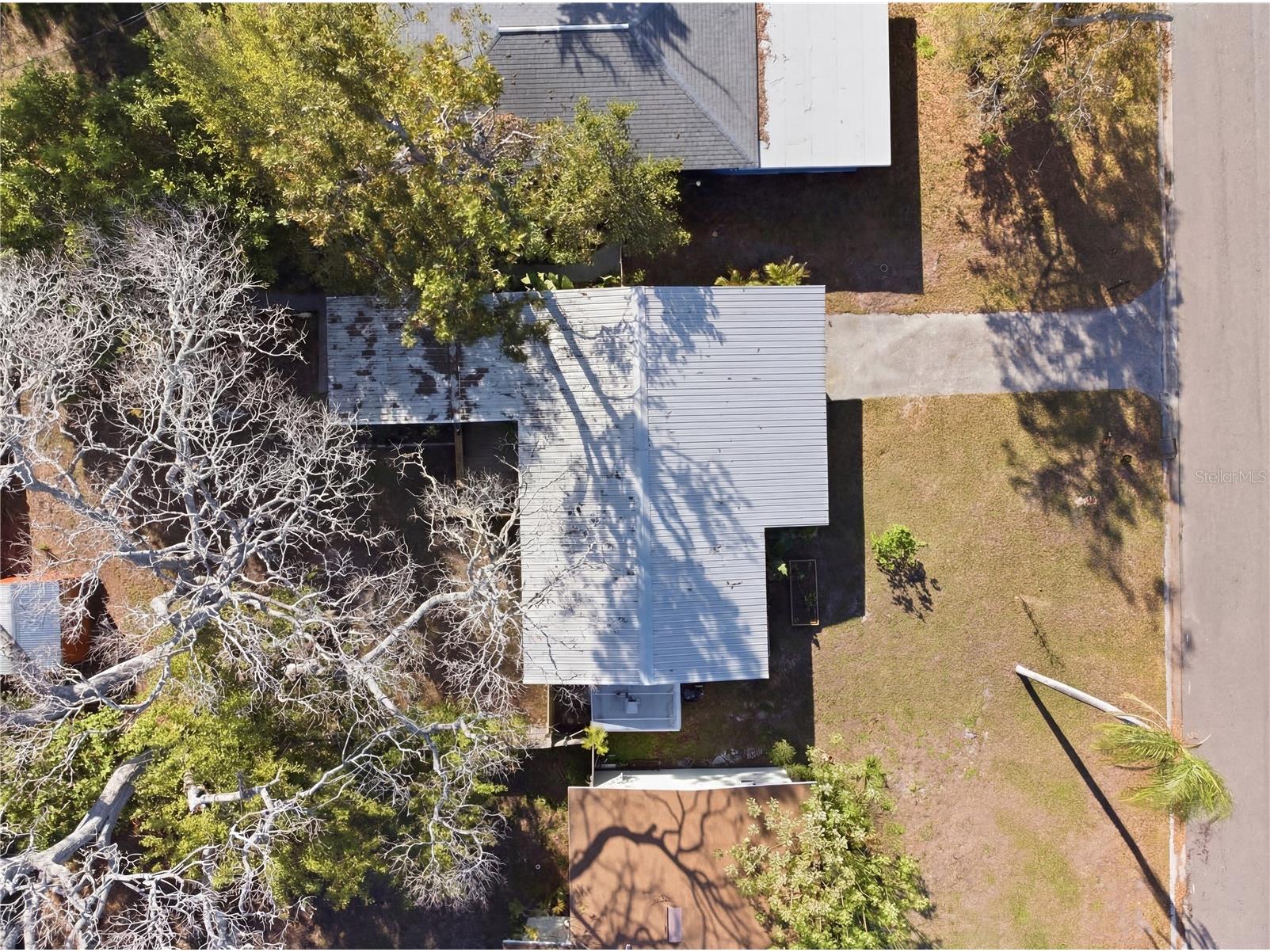 634 61st Avenue S Saint Petersburg FL 33705 TB8486264 image32